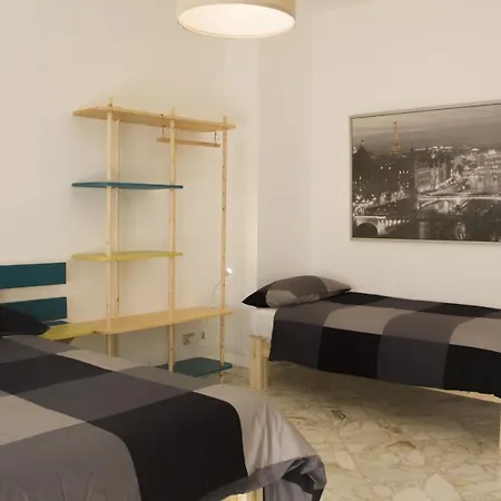 ゲストハウス Apple *